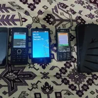 چند عدد گوشی تلویزیون سامسونگ ۳ بانده کیفیت اینه