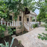 همکف کلاسیک نما سنگ پلاک جنگل ۳ خواب شاهنشین