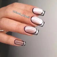 کاشت وترمیم ناخن مانیکو وپدیکور