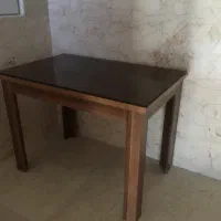 میز غذاخوری ۴ نفره با صندلی