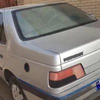 ماشین ۴۰۵ نقره ای داخل کرم مدل ۹۷|خودرو سواری و وانت|زارچ, |دیوار