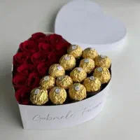 هدیه|گل مصنوعی|سقز, |دیوار