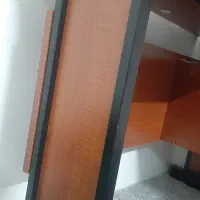 میز تحریر|میز تحریر و کامپیوتر|ری, علایین|دیوار