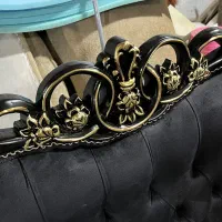 انجام کلیه امور ورق طلا، نقره و تعمیر مبلمان