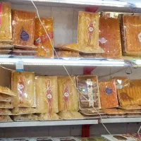 فروشنده خانم گز فروشی ترمینال کاوه