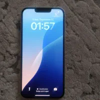 آیفون 13 تقریباً نو