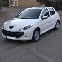 پژو 207پانوراما مدل 1402کارکرد9000تا.درحد صفر