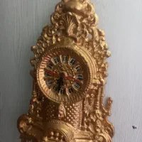 ساعت رومیزی طلایی