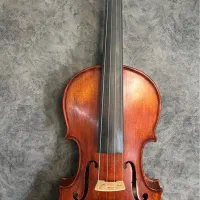 ویولن نو و تمیز