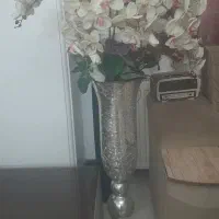 گلدان شیشه ایی