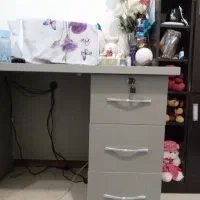 میز کامپیوتر یا میزتحریر|میز تحریر و کامپیوتر|پردیس, فاز ۸|دیوار