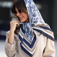 روسری سی اسکارف با حاشیه دوختخورده تمیز|لباس|مبارکه, |دیوار