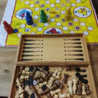 بازی تخته نرد شطرنج مارپله منچ