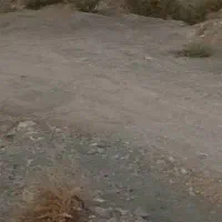 چهار متر زمین در زه