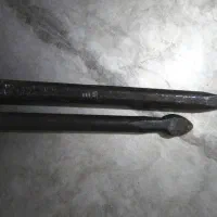 مقداری ابزار به جز دریل  سالم در حد نو میباشد