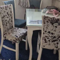 میز غذاخوری ۴ نفره
