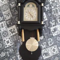 ساعت دیواری