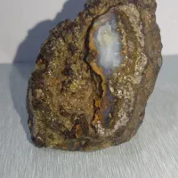 سنگ نیمه قیمتی