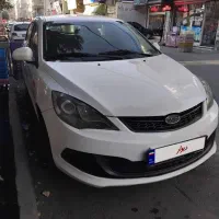 ام‌وی‌ام 315 هاچبک اسپرت لاکچری، مدل ۱۳۹۶