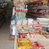 فروشنده در هایپر