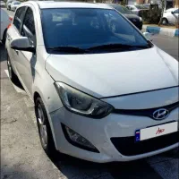 هیوندای i20