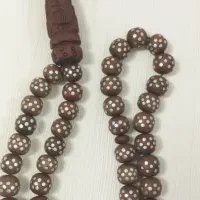 تسبیح چوب عناب نقره کوب کار دست سه رخ