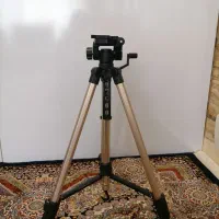 سه پایه دوربین عکاسی