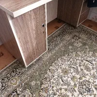 میز بزرگ بسیار بسیار تمیز در حد نو