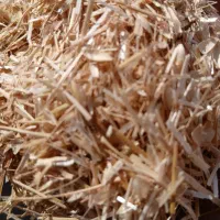 کاه حدودا دو تن