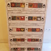 ۵ کشوی چوبی