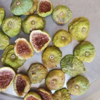 انجیر کشمش پسته