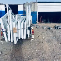 شیشه سکوریت و درب کرکره برقی