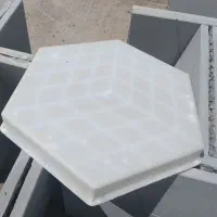 فروش قالب موزاییک و میکسر|عمده‌فروشی|میانه, |دیوار