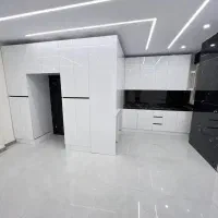 ۵۲ متری/غرق نور/پارکینگ سندی|فروش آپارتمان|گرمدره, |دیوار