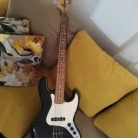 گیتار بیس  squier 31500000|گیتار، بیس، امپلیفایر|بندرعباس, |دیوار