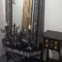 آینه کنسولی باوسایل.  وزیر تلفن .وزیر تلویزیون