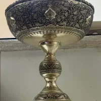 کاسه پایه دار قلمزنی طرح نقره و سیاه قلم