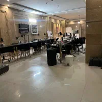 اجاره لاین میکاپ ، شنیون ، رنگ ، کراتین، فشیال|اجارهٔ دفتر کار، اتاق اداری، مطب|مشهد, آزادشهر|دیوار
