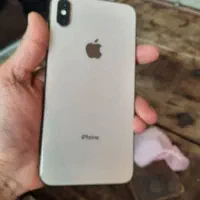 iPhone xs max battery 81%