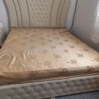 تخت دو نفره