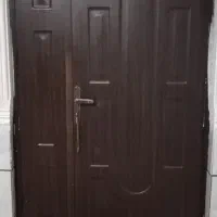 دو عدد در پذیرایی هر دو همین شکل هستن