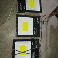 پروژکتور ساخت چین در حد نو سه عدد پوکلا 100 وات