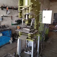 پرس هیدرولیک