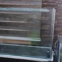 آکواریوم شیشه. خم