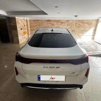 کی‌ام‌سی J7، مدل ۱۴۰۴
