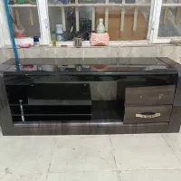 میز تلویزیون تمیز