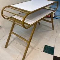 میز ناخن به همراه صندلی و استند لاک|آرایشگاه و سالنهای زیبایی|بندر ماهشهر, |دیوار