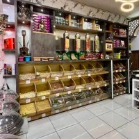 مغازه بر خیابان بهشتی نزدیک به چهارراه خلدبرین