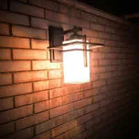 چراغ های دیواری و مدرن