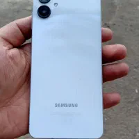 سامسونگ Galaxy A06 با حافظهٔ ۱۲۸ گیگابایت